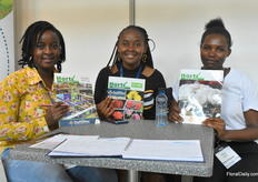 Skita Kiruja, Anita Nkirote and Nancy Murithi from Hortinews showing their magazine.